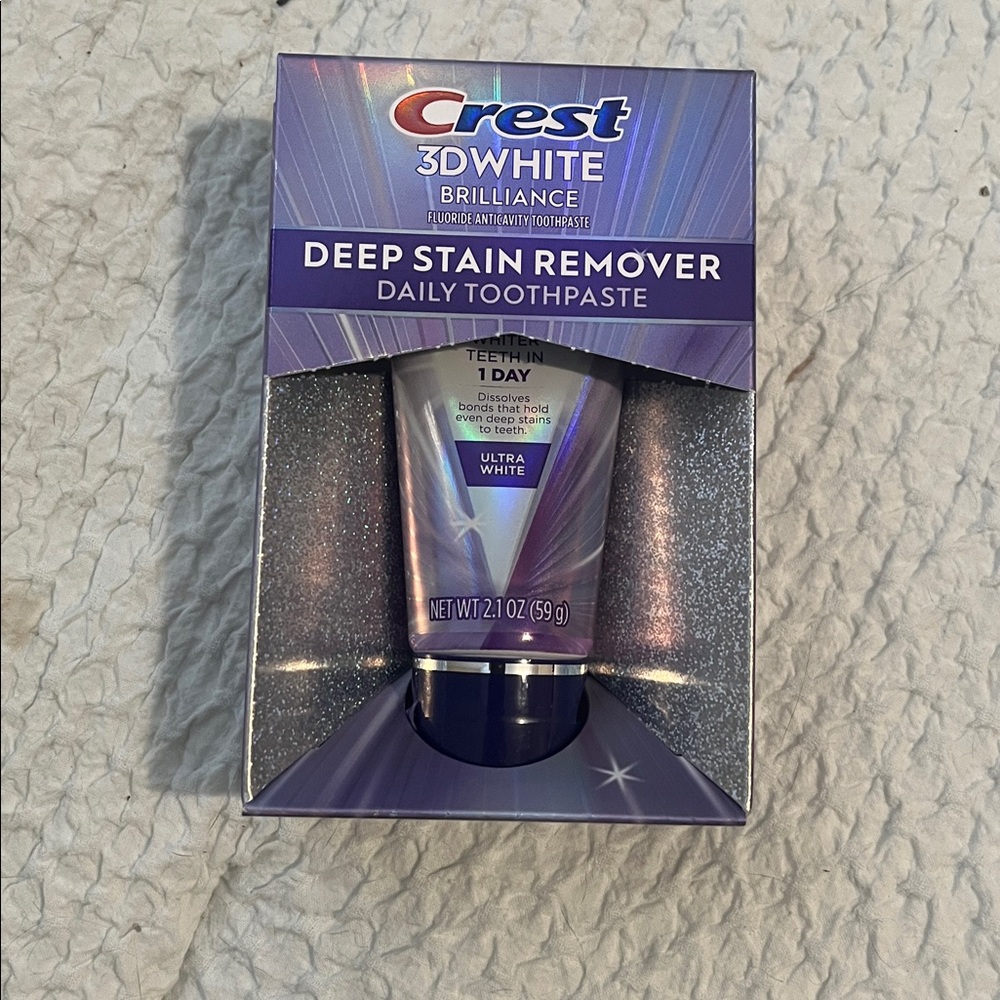 NWT Crest Deep Stain Remover Toothpaste